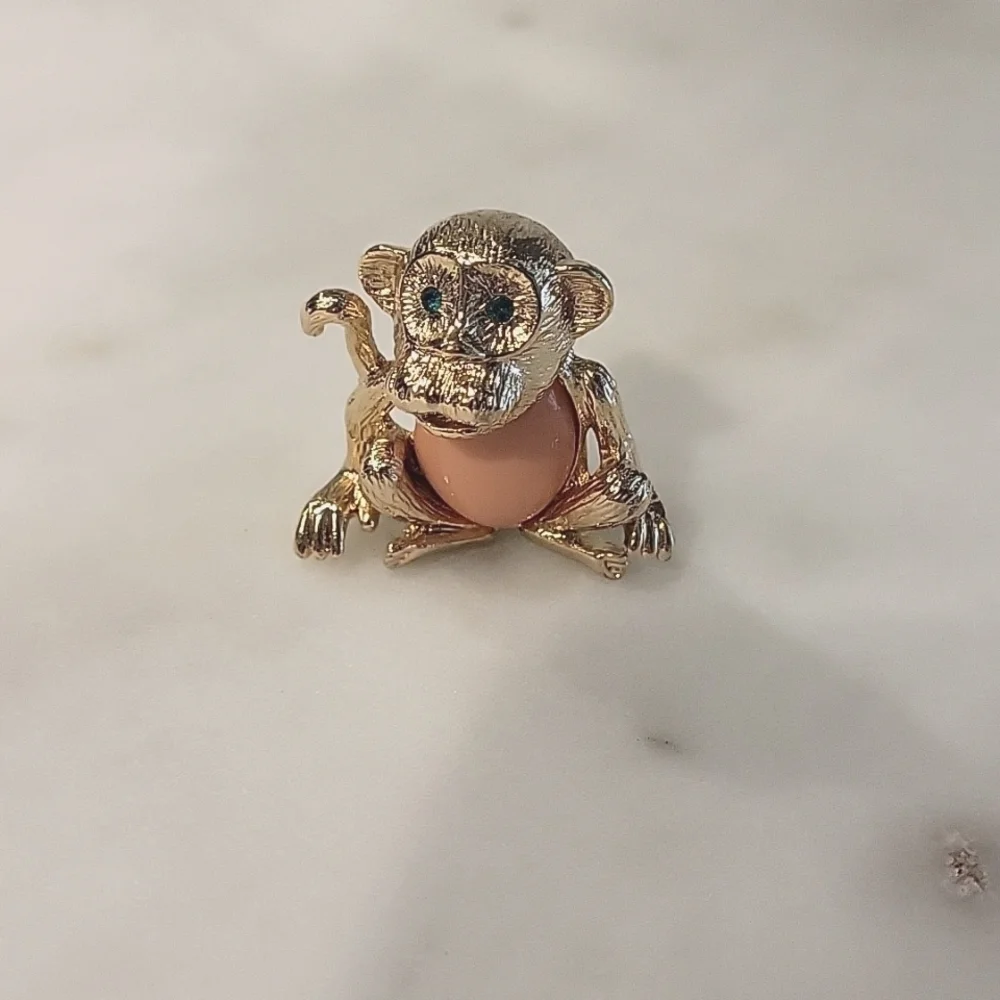 Brooche Pin - Picture 1 of 3